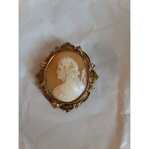 Antique 1900s Hand Carved Shell Cameo Brooch STUNNING